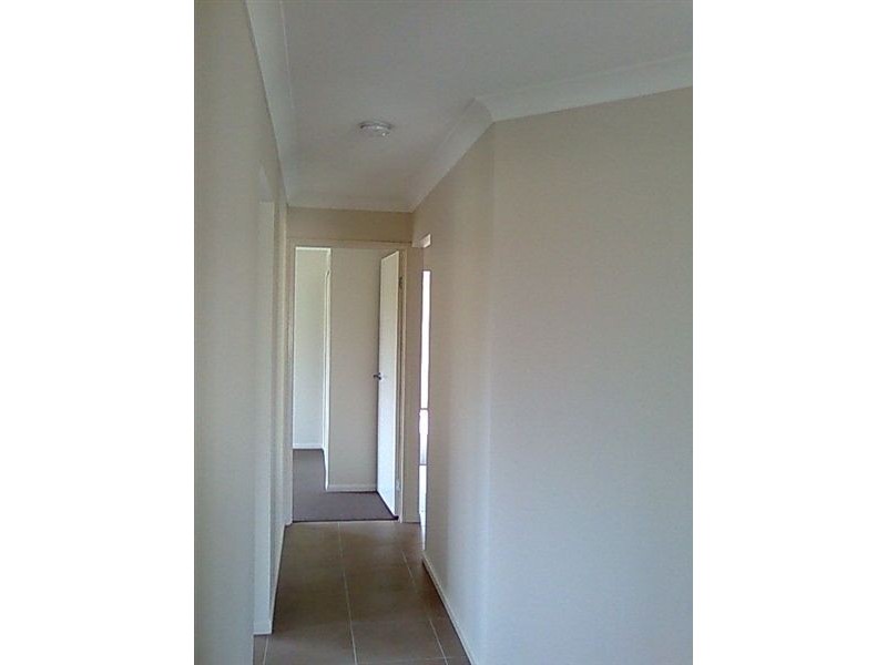 20 Haslington Street, Lowood QLD 4311