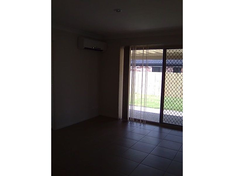 20 Haslington Street, Lowood QLD 4311