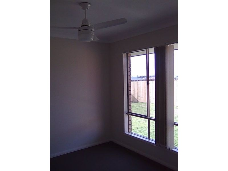 20 Haslington Street, Lowood QLD 4311