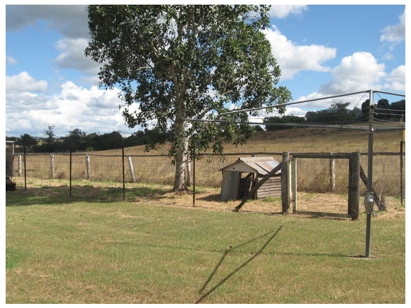 Glamorgan Vale QLD 4306