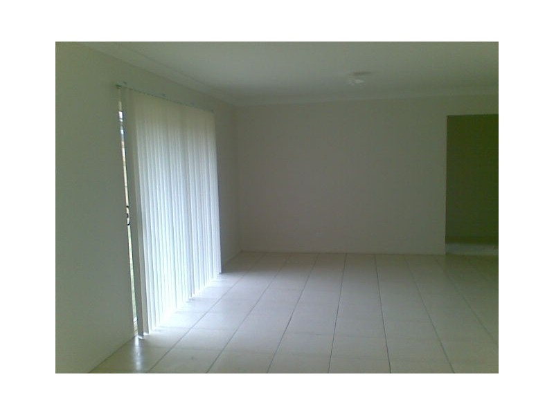 2/103 Titmarsh Cct, Fernvale QLD 4306