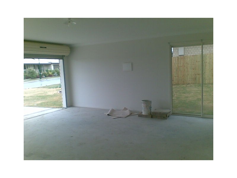 2/103 Titmarsh Cct, Fernvale QLD 4306