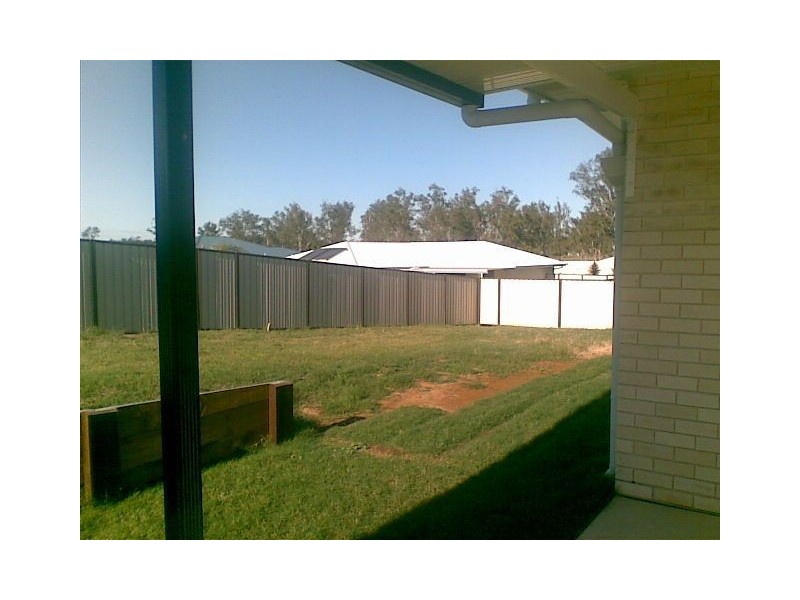 4 Brentwood, Fernvale QLD 4306