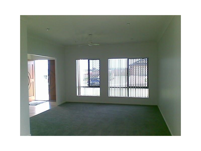 4 Brentwood, Fernvale QLD 4306