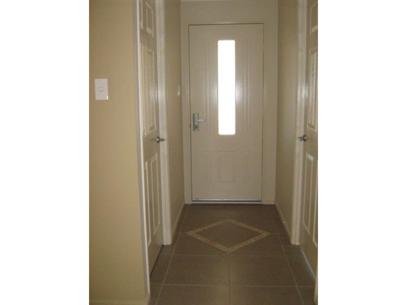 4 Sugars Place, Bundamba QLD 4304