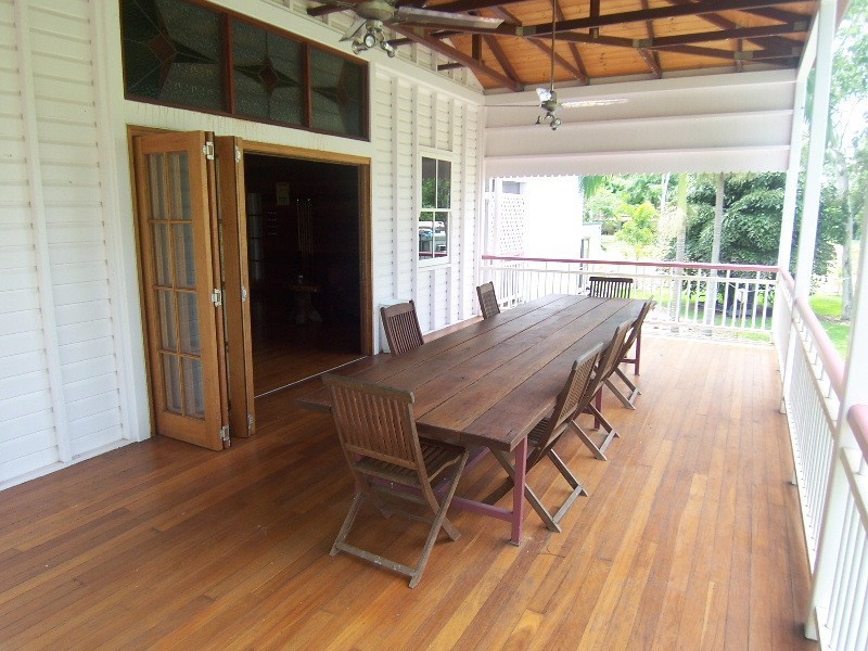 221 Kelso Drive, Kelso QLD 4815