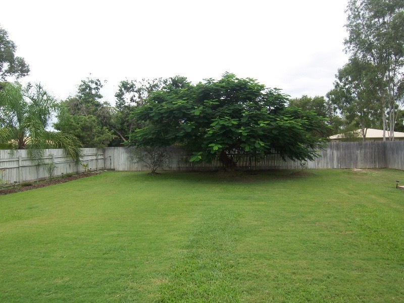 16 Champagne, Kelso QLD 4815