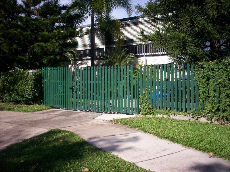 31 Lanark Street, Kirwan QLD 4817