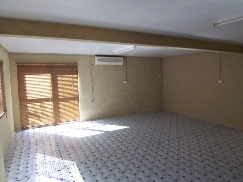 50 Easterbrook Cr, Kirwan, Townsville QLD 4810