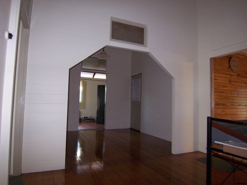 5 Lamington Road, West End QLD 4810