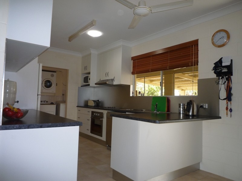 122 Mount Low Parkway, Mount Low QLD 4818