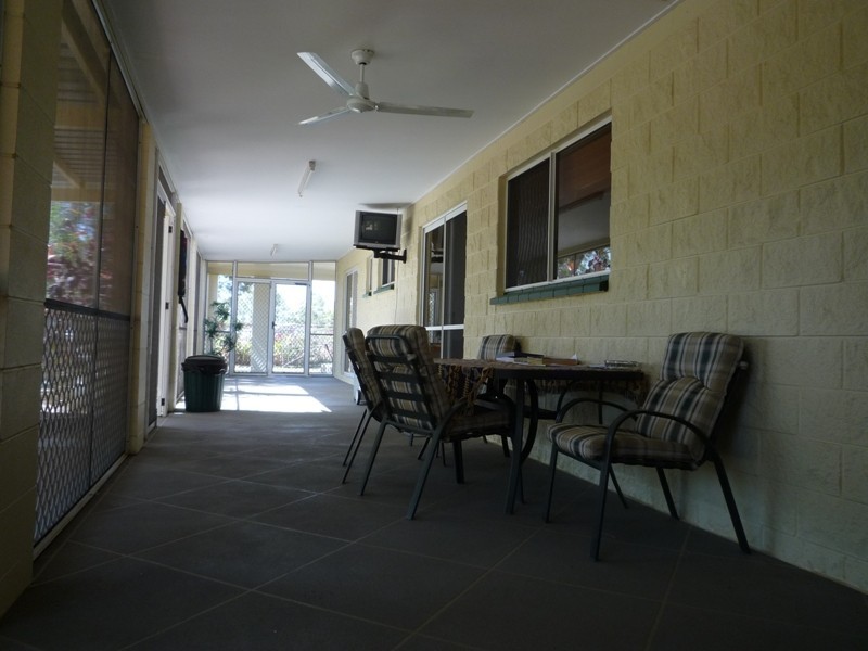 122 Mount Low Parkway, Mount Low QLD 4818