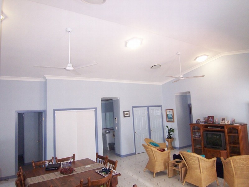 17 Eureka Crescent, Kirwan QLD 4817