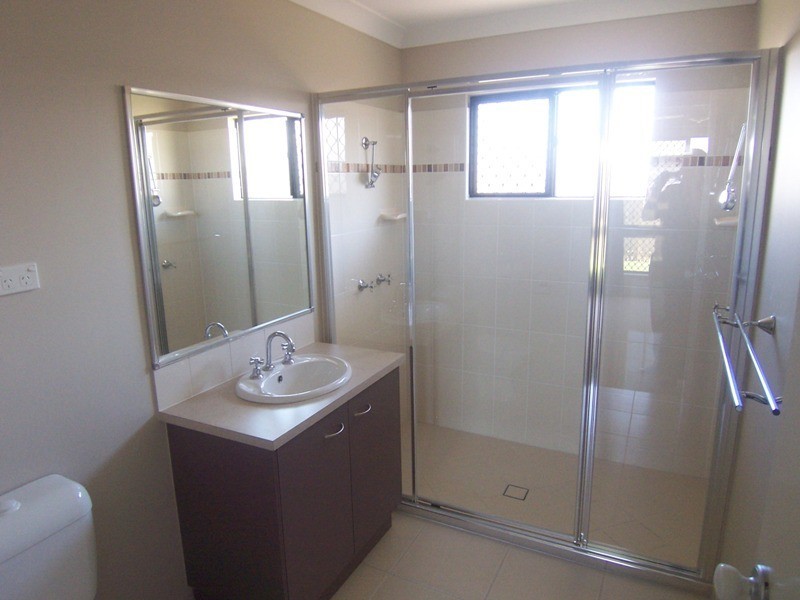 17 Firetail Pocket, Kelso QLD 4815