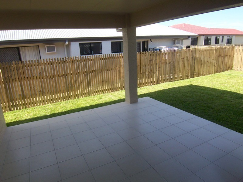 17 Firetail Pocket, Kelso QLD 4815