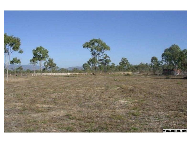 10 Greengum Court, Black River QLD 4818