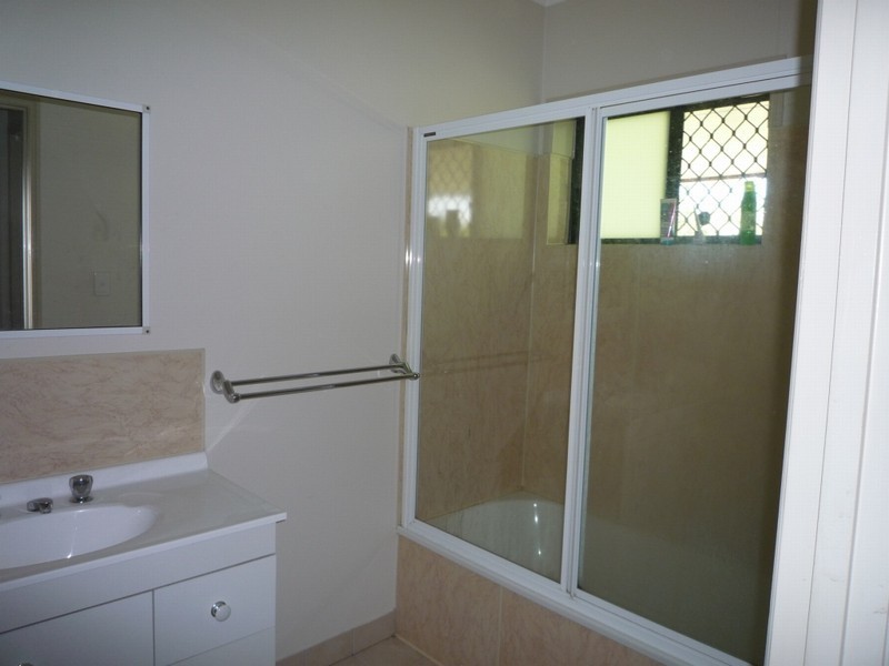 30 Salamander Street, Bluewater QLD 4818