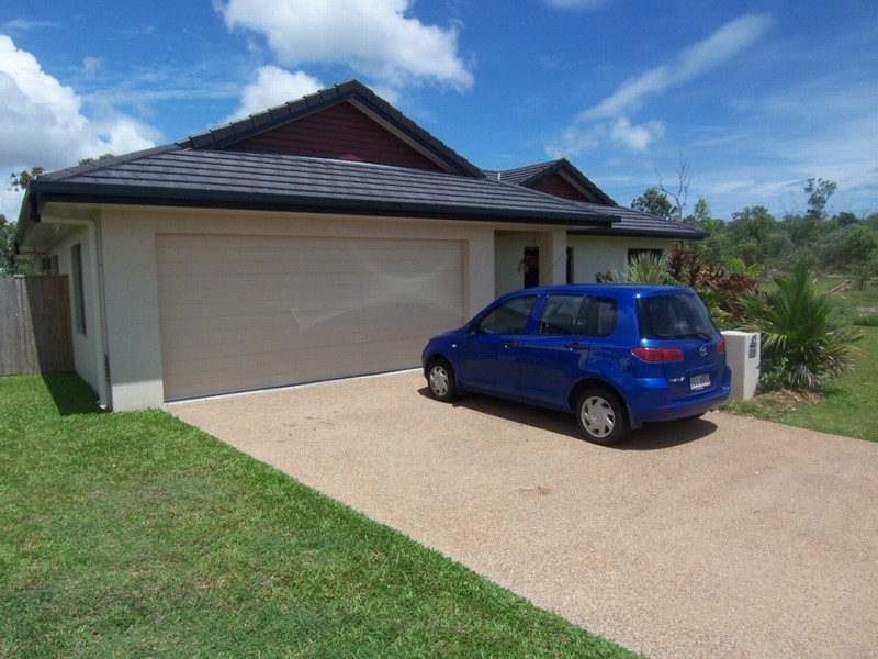 45 Woodwark Drive, Bushland Beach QLD 4818