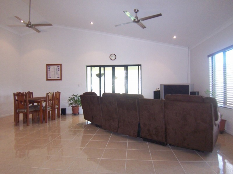 45 Woodwark Drive, Bushland Beach QLD 4818