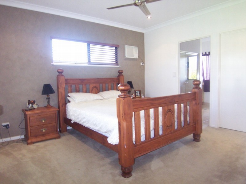 45 Woodwark Drive, Bushland Beach QLD 4818