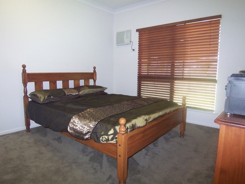 45 Woodwark Drive, Bushland Beach QLD 4818