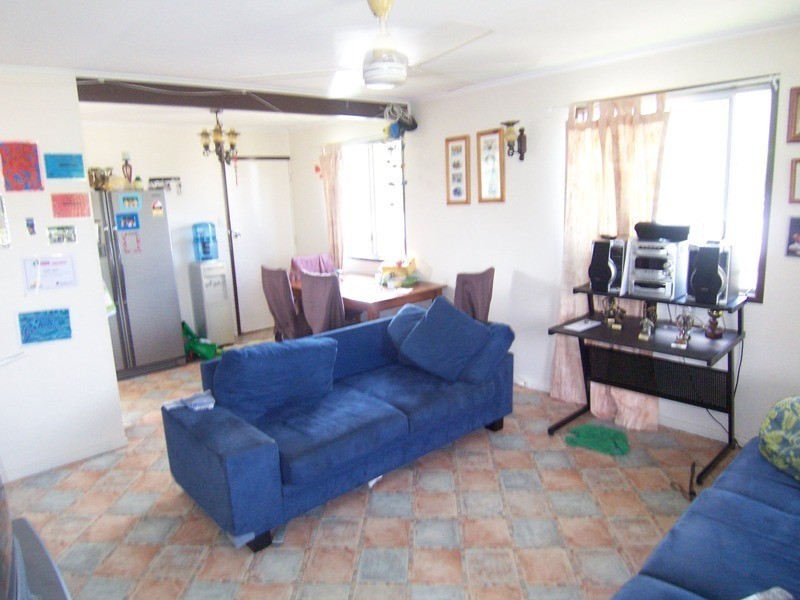 35 Churinga Street, Kirwan QLD 4817