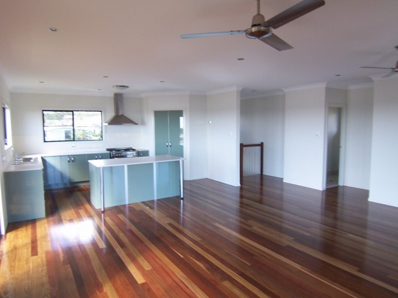 18 Baxendell Place, Bushland Beach QLD 4818