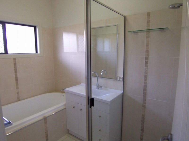 18 Baxendell Place, Bushland Beach QLD 4818