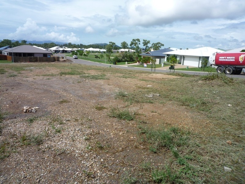 12 Keswick Street, Bushland Beach QLD 4818