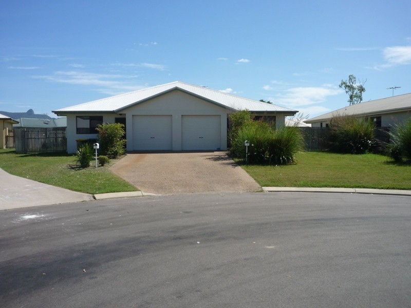 7 Crista Court, Kelso QLD 4815