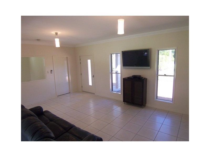 5 Strawberry Road, Kelso QLD 4815