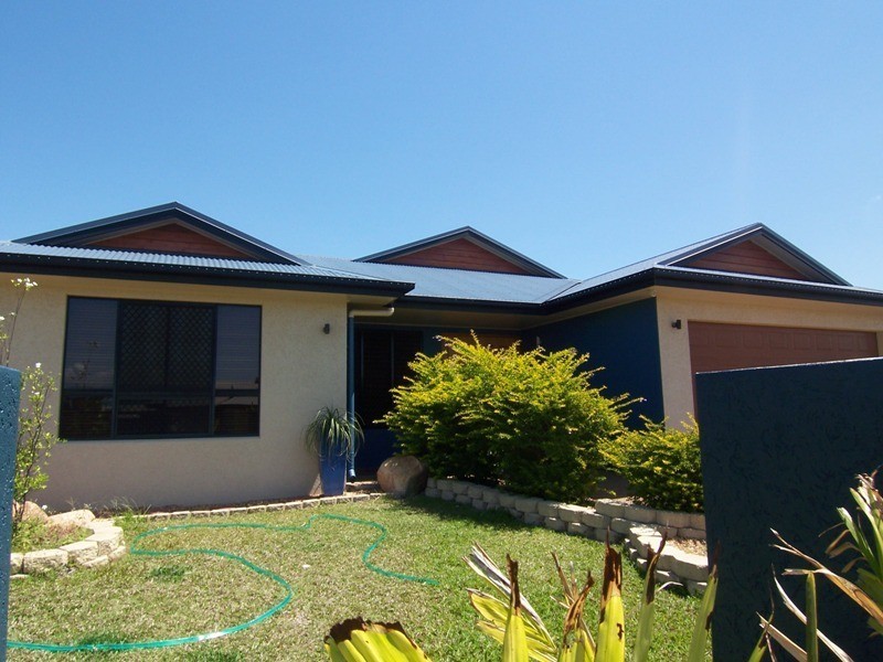 44 Monaro Cct, Mount Louisa QLD 4814