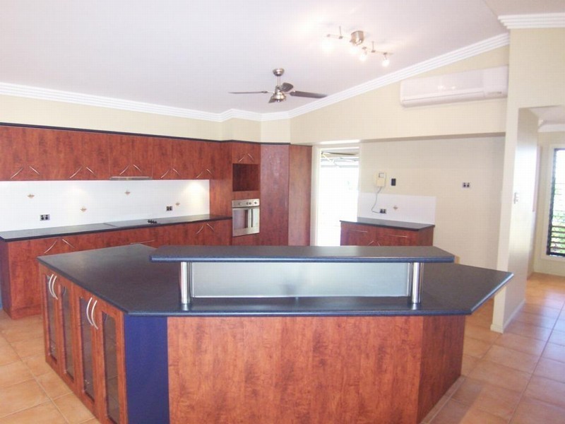 Mount Louisa QLD 4814