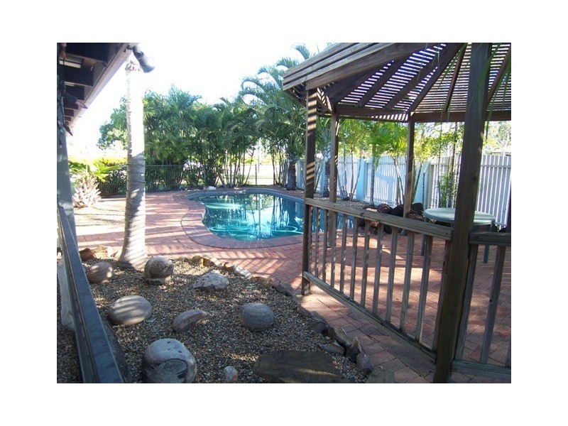 Mount Louisa QLD 4814