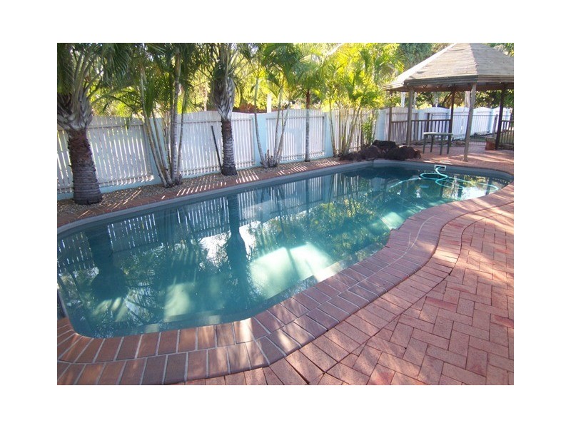 Mount Louisa QLD 4814