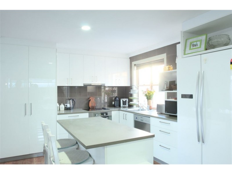 63 Cedarwood Crescent, Robina QLD 4226