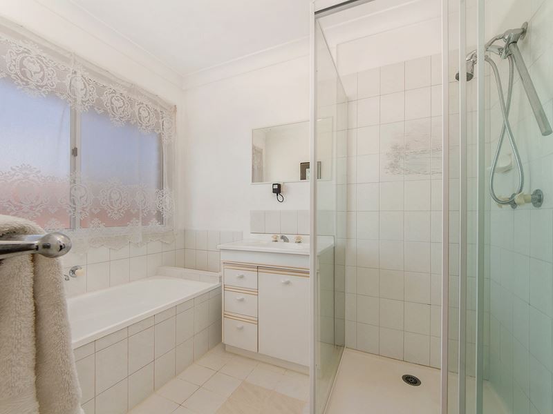 79 Merridown Drive, Merrimac QLD 4226