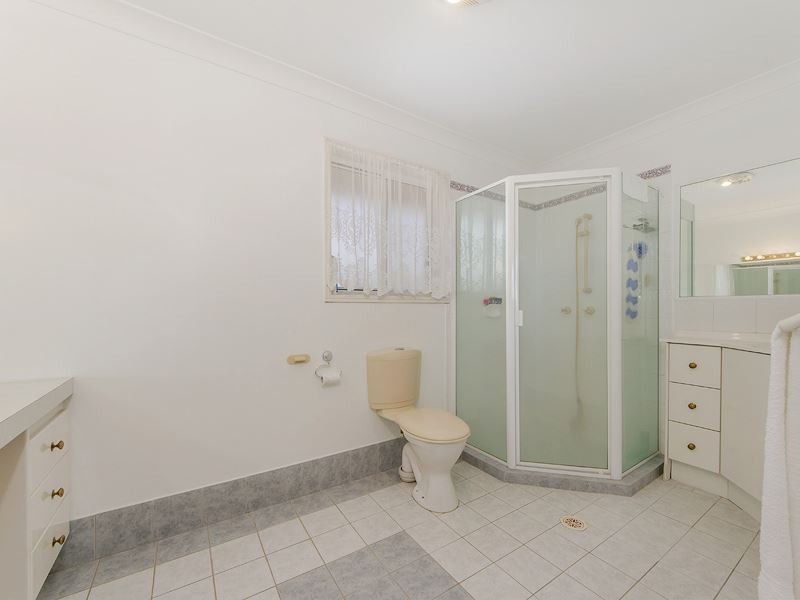 79 Merridown Drive, Merrimac QLD 4226