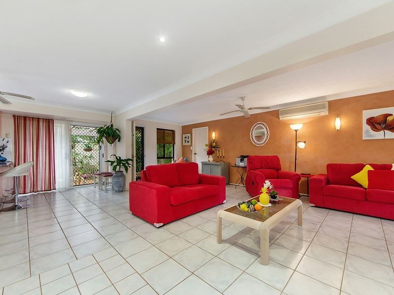 19 Pitta Place, Burleigh Waters QLD 4220