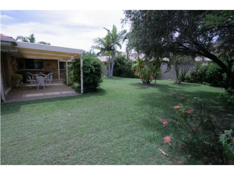 5 Bronte Ct, Robina QLD 4226