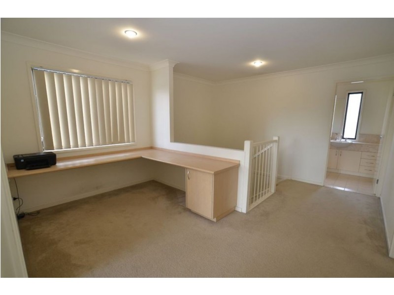 3/45 Hillridge Cr, Varsity Lakes QLD 4227