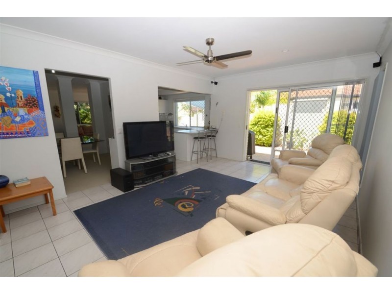 13 Illinios Ct, Varsity Lakes QLD 4227