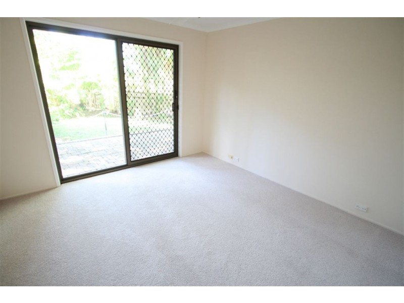 1/180 Ron Penhaligon Way, Robina QLD 4226