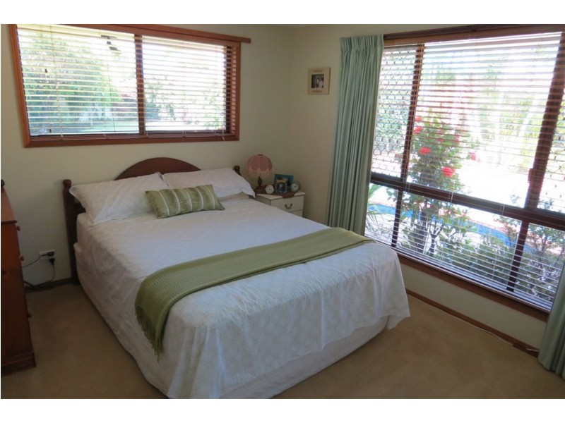 16 Oleander Pl, Robina QLD 4226