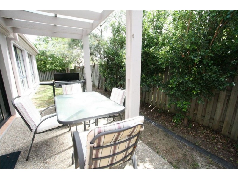 104/8 Ghilgai Rd, Merrimac QLD 4226