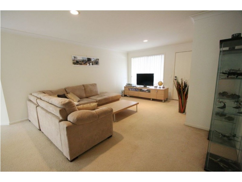 104/8 Ghilgai Rd, Merrimac QLD 4226