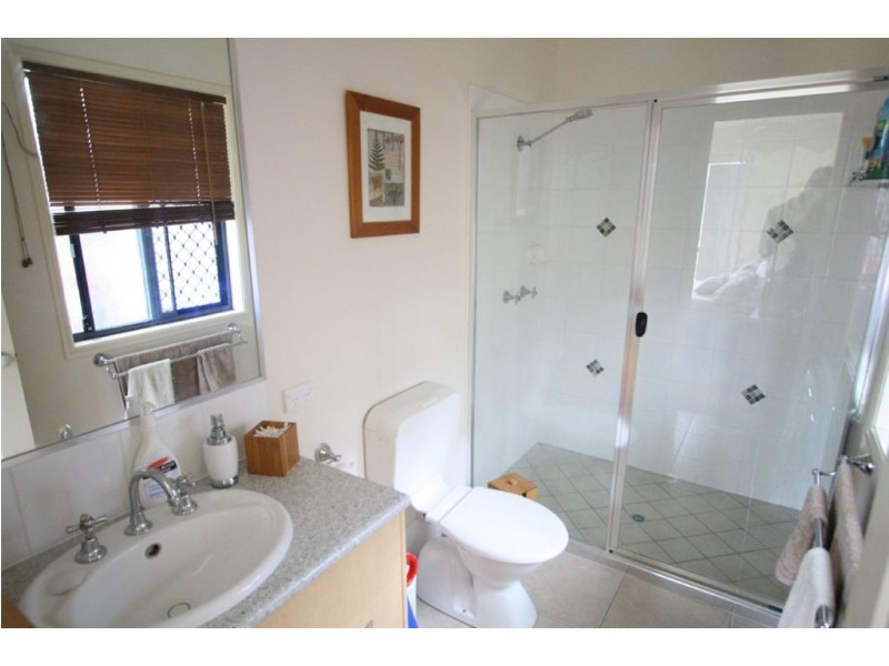 1 Schneid St, Mudgeeraba QLD 4213