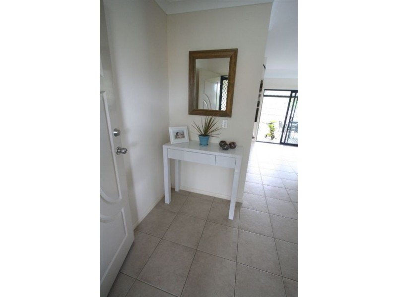 1 Schneid St, Mudgeeraba QLD 4213