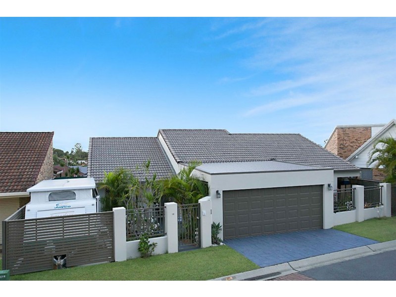 18 Birkdale St, Robina QLD 4226