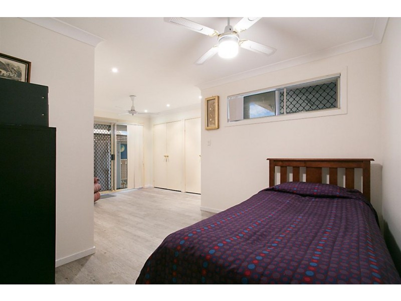 18 Birkdale St, Robina QLD 4226